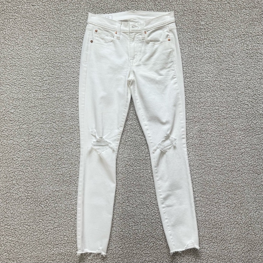 🧸 Gap | NWOT • Bright White True Skinny Jeans - Picture 2 of 11